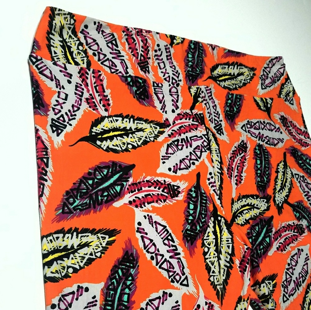 NWOT LuLaRoe TC2